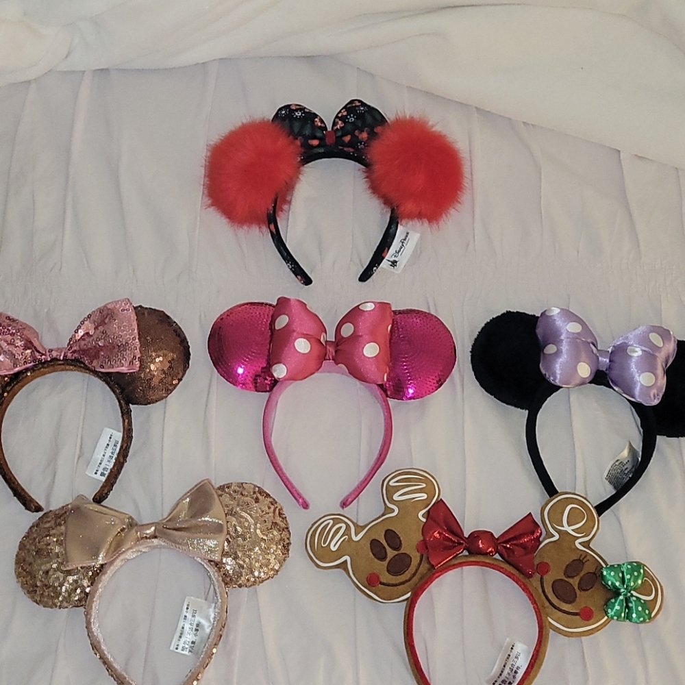 Disney Parks Minnie Mouse Ears Bundle